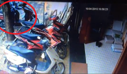 Clip: Tên trộm phá khóa, trộm xe Lead trong 5 giây